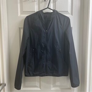 Lululemon Lightweight Hooded Windbreaker Jacket Packable Perforated Zip Pockets